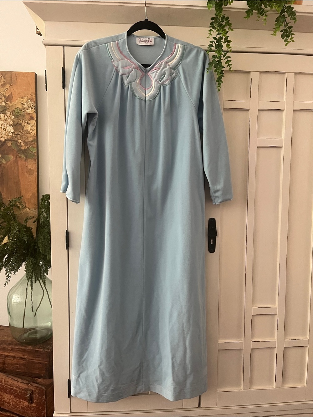 VANITY FAIR Light Blue Vintage ROBE with Embroidered Yoke Like New size S